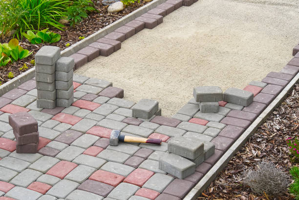 Best Driveway Paving Contractor  in Parkwood, CA