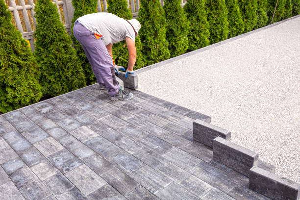 Best Professional Driveway Pavers  in Parkwood, CA